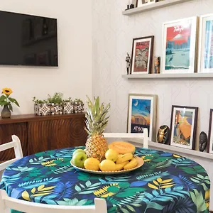 Apartment Caleta, Split